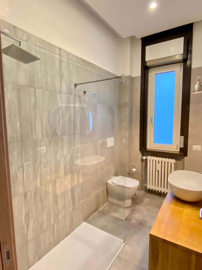 Suite Boutique Moscova Милано Екстериор снимка