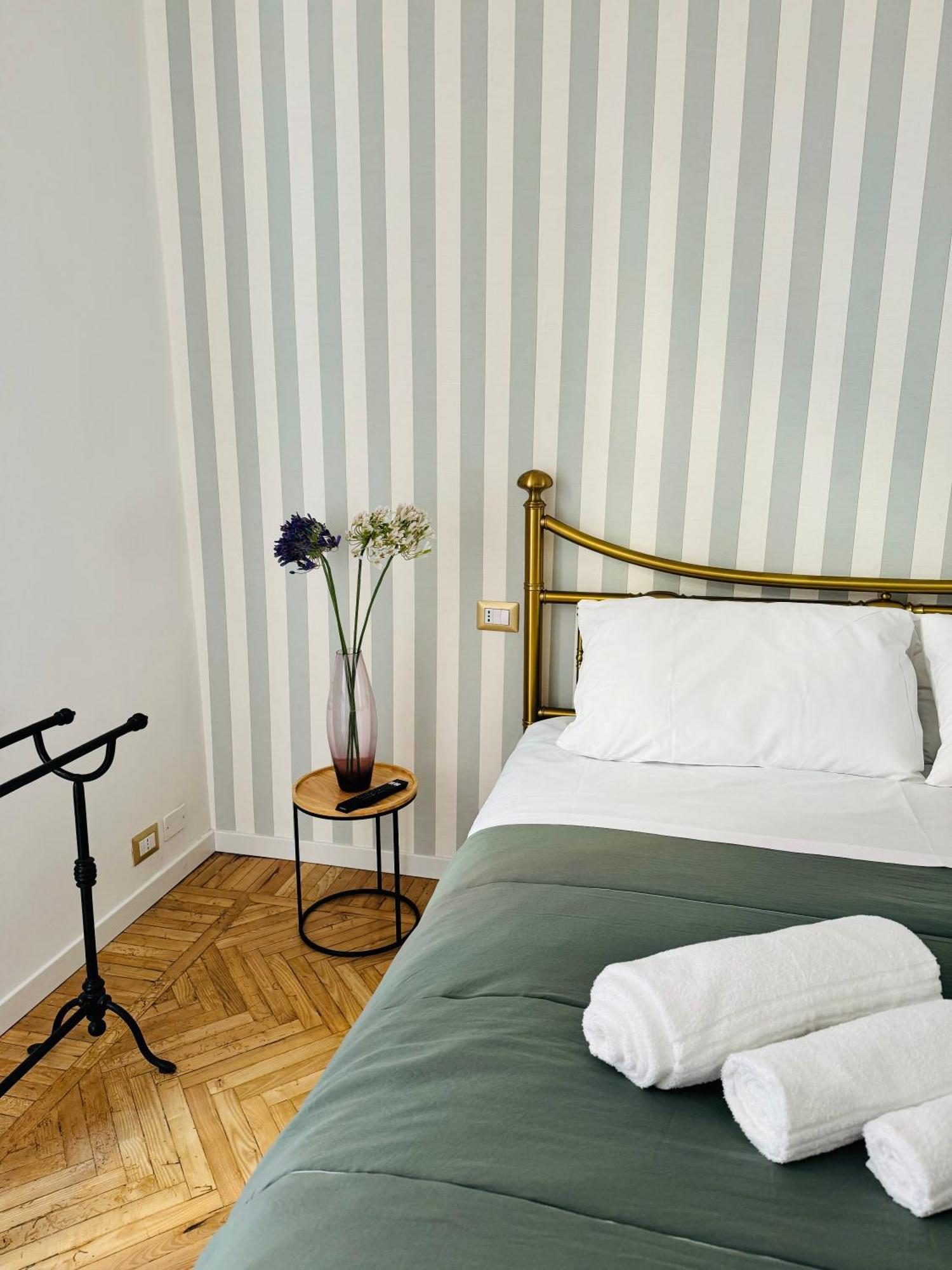 Suite Boutique Moscova Милано Екстериор снимка